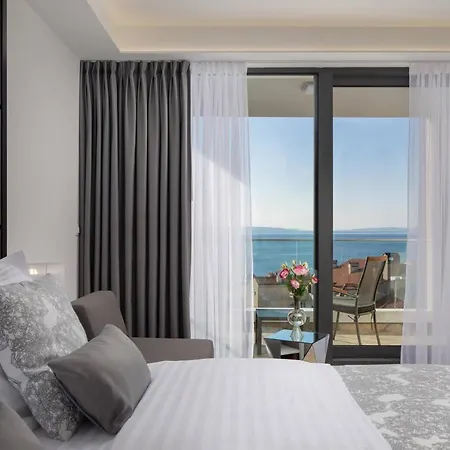 Ellure Luxury