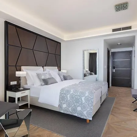 Ellure Luxury Hotel